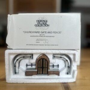 Department 56 Churchyard Gate & Fence